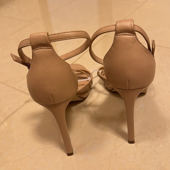 NEW! Steve Madden Natural Kammi Strappy Platform Sandal - Size 10 - Picture 8 of 16